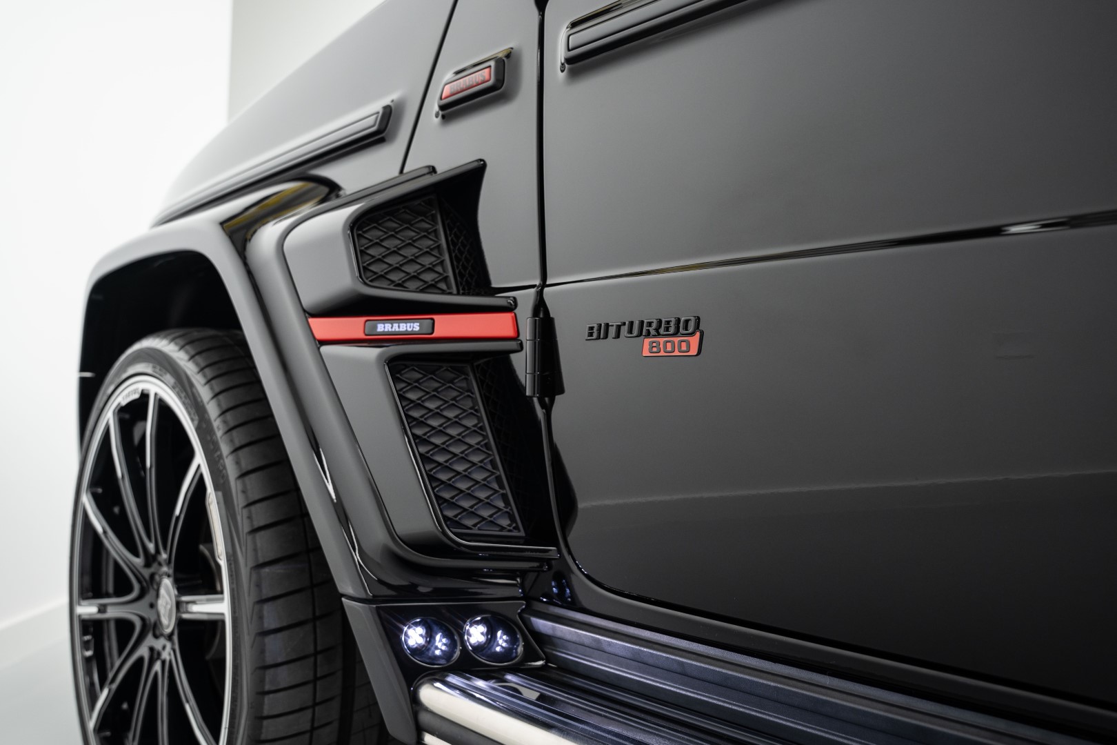 2022 MERCEDES-BENZ BRABUS G800